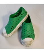 Lily &amp; Dan Green Rubber Slip On Shoes Clogs Crocs Kids Size 13/1 - $245.61 MXN