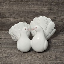 Lladro Couple of Doves Kissing Love Birds 1169 Porcelain Figure Retired ... - $30.00