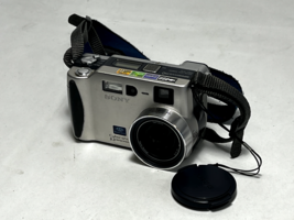 Sony DSC-S70 Cyber Shot Lcd Digital Camera 3.3MP 6x Zoom Free S/H - £27.75 GBP