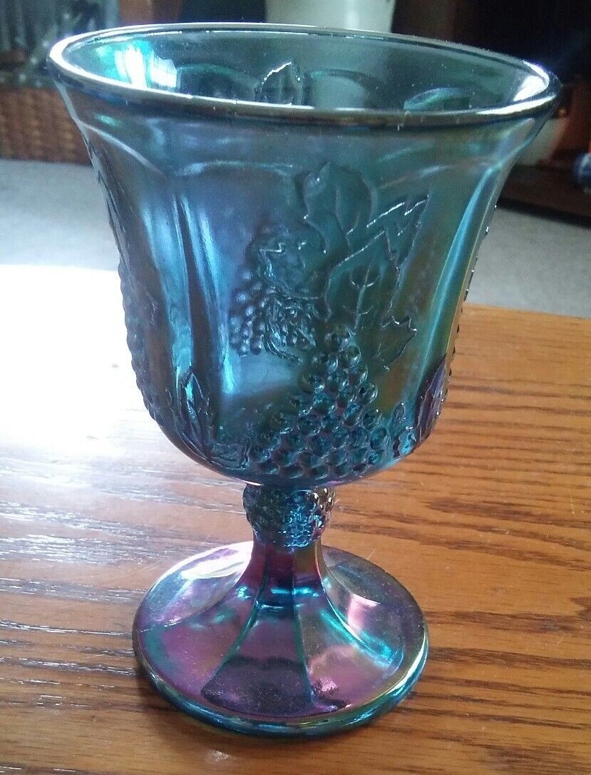 000 Iridescent Grape Clusters Carnival Glass Goblet Wine Glass - $12.99