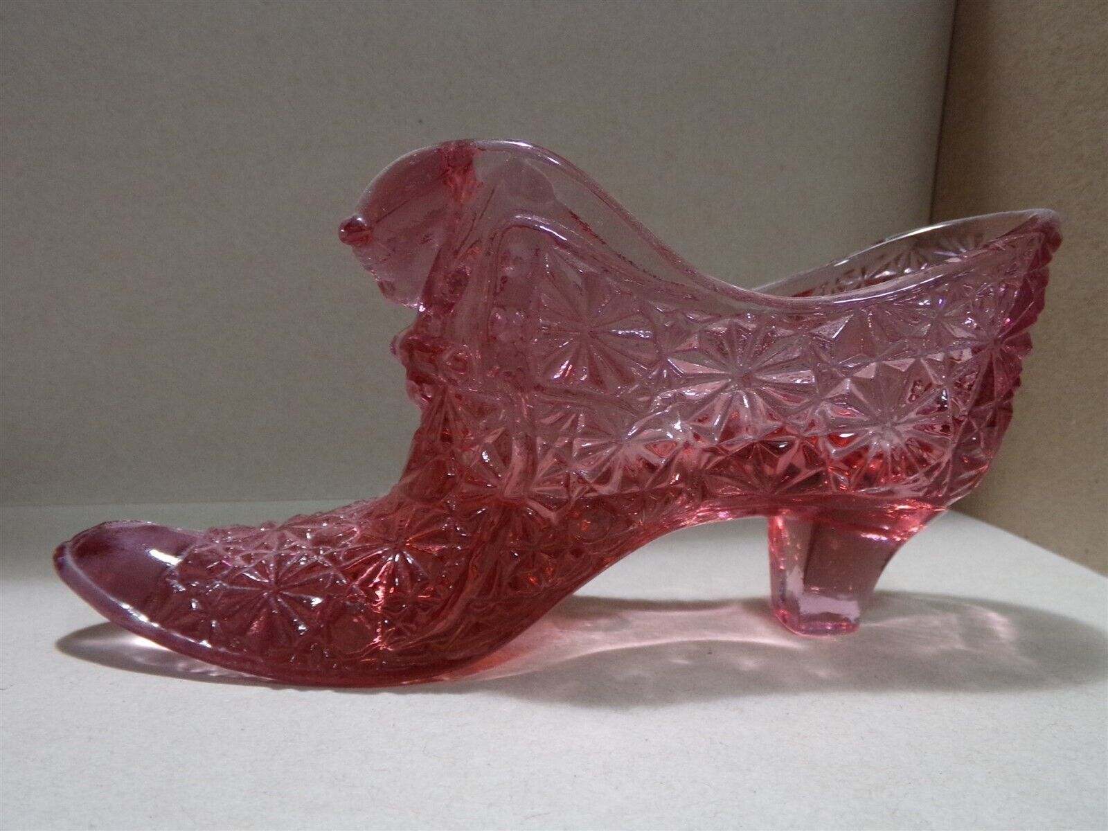 Primary image for Fenton Rose Daisy & Button Cat Glass Shoe / Slipper 