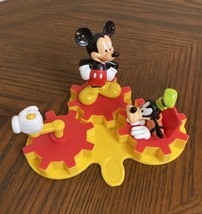 Disney ~ 4 Pc ~ Mickey Mouse and Pluto On Time Gears “Party Time” ~ Cake... - $110.72 MXN