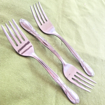 International Stainless Superior 3 Salad Forks Chapel Hill Pattern USA #42282 - $9.89