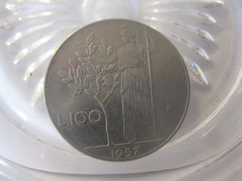 (FC-951) 1957 Italy: 100 Lire - $1.75