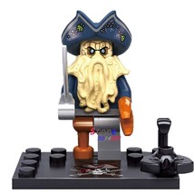 Single Sale Davy Jones Pirates of the Caribbean Dead Man&#39;s Chest Minifigures Toy - £2.27 GBP
