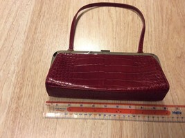 ANN TAYLOR Little Bag Women’s Red Leather - £11.00 GBP