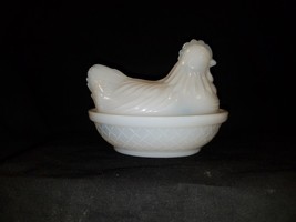 Hen on Nest pre-1960 Tiny 4 3/8&quot; Great Detail Cross Hatch Nest Ring of F... - $19.95