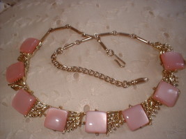 Vintage Thermoset Pink Necklace Marked &quot;CORO&quot; - £14.22 GBP