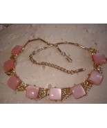Vintage Thermoset Pink Necklace Marked &quot;CORO&quot; - $24.68 CAD