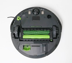 iRobot Roomba i5+ Self-Emptying Robot Vacuum - Cool image 8