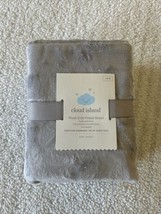 Cloud Island Gray Plush Fitted Crib Sheet nursery bedding Threshold - £18.37 GBP