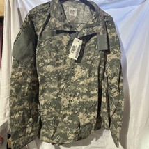 New US Army Digital Camo ACU Shirt Jacket Size Medium Long Coat Army Combat - $29.69