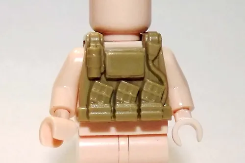 PAPBRIKS Tactical Vest with Mag pouches Tan for Custome Rare Minifigure - £2.87 GBP