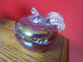 Vintage Vines Msh Ash Glass Paperweight 1993 Iridiscent Apple[Ppw] - £36.75 GBP