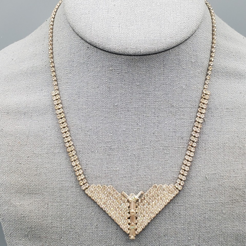 Estate Rhinestone Necklace Cup Chain Round And Emerald Cut Large V 16&quot; - $39.99
