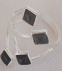 Black branch ring