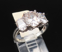 925 Silver - Vintage Three Stone Oval Cubic Zirconia Ring Sz 7.5 - RG25645 - £28.31 GBP