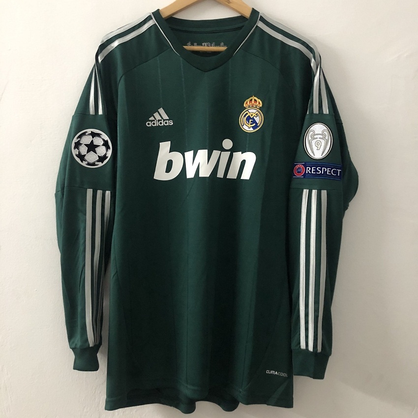 Primary image for  Real Madrid 2012 2013 Soccer Jersey RAUL RAMOS RONALDO KAKA UCL PATCHES Jersey