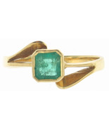Authenticity Guarantee 
Lady&#39;s  1CTW 18K Yellow Gold Emerald Solitaire R... - £575.60 GBP