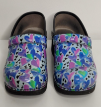 Dansko Womens LT Pro Hearts Patent Clog Size 38 Size 7.5-8 Slip On Shoes - $29.99