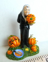 Dept 56 Village Halloween &quot;A Gravely Haunting - 2004&quot; 56.55240 - £17.36 GBP