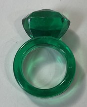 Pretty Pretty Princess Board Game Green Ring Jewelry Replacement Piece P... - $1.97