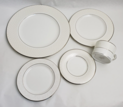 Lenox Venetian Lace 5-Piece Place Setting White Cream Silver - £55.22 GBP