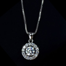 Gorgeous 3Ct Round Moissanite Halo Pendant Necklace 14K White Gold Plated Silver - £112.77 GBP