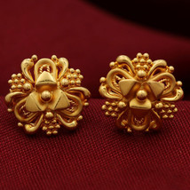 22cts Yellow Gold Carving Design Small Design Light Weight Gift For Women Jewel - £443.28 GBP