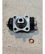 Rear Left Brake Cylinder for Toyota FJ - €24,62 EUR
