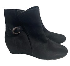 Impo Women&#39;s Wedge Bootie Black Faux Suede Size 9 - €20,48 EUR