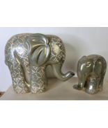 Elephants Mother And Baby Moss Green Ceramic NOS Carved Flowers - £27.13 GBP