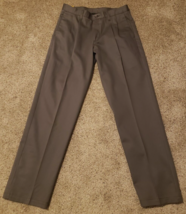 Lee Stain Resistant Chino Pants Relaxed Fit Pleated Gray Men&#39;s 30 x 30 NWT - $17.46