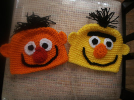 Orange and yellow friends like sesame-hats set of 2 - 0-6mth   to 18 mth... - £14.90 GBP