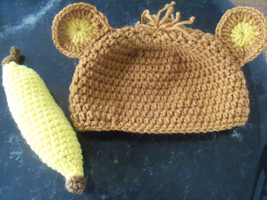 PDF PATTERN Only Baby or toddler hat  Monkey with banana  0-3mth -2T - $56.16 MXN