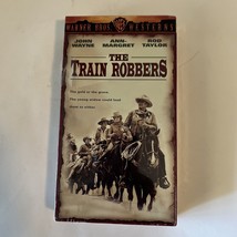 The Train Robbers (VHS) 1972 - John Wayne - Ann Margret - BRAND NEW &amp; SEALED #98 - £8.95 GBP