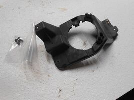 2012 Ford Explorer Right RH Passenger side Fog Light Lamp Bracket - $23.99