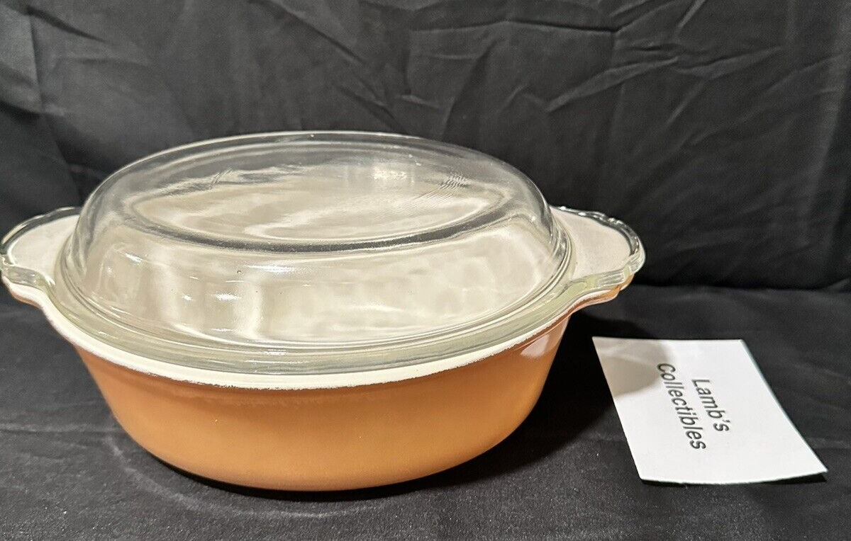 Vintage Anchor Hocking Fire King 467 Peach Lustre 1.5 QT Oven Bake ware w/ lid - $33.92