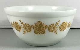 Vintage Pyrex 402 Butterfly Gold Round Mixing Bowl 1-1/2 Quart - $27.95