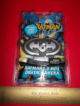 Batman Digital Camera 1.3 MPX 2005 Bat Man Electronics Photo Creator Strap Hero - £24.84 GBP