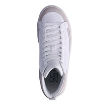 No Boundaries Casual High Top Sneakers, Size7 1/2 Color White - $17.81