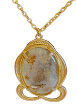 Vintage Gold Tone Agate in 2x1.5 Inch Bezel Pendant on 24 Inch Chain - £19.98 GBP