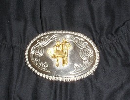 Square dance BUCKLE silver pebble-edged w/etched scrolls around gold 3D ... - £12.50 GBP