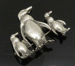 925 Sterling Silver - Vintage Carved Penguin Family Brooch Pin - BP9481 - £61.75 GBP