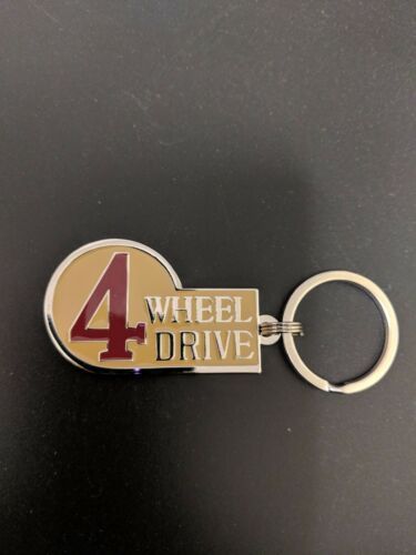 Toyota Land Cruiser "4 Wheel Drive" Emblem keychains/Luggage jewelry(G1)