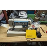 Vintage Dressmaker  7000 Super Zigzag Embroidery Sewing Machine Selling ... - $178.19