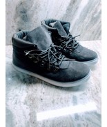 Ship N 24 Hours: New- Kids Modis High Top Gray Sneakers Size 5. - $526.68 MXN