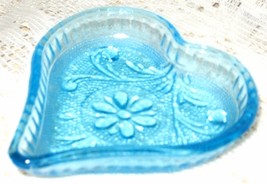 Indiana Glass-Tiara Pattern-Heart Shape-Open Salt/ Trinket Dish-Blue - $8.00