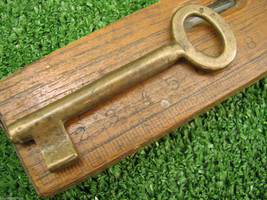 Vintage Padlock Door Locker Pad Lock Small Key Cast Wrought Brass #91 Hallmarked - £13.41 GBP