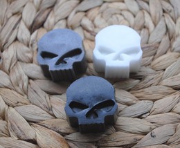 Handmade Skull Soap x 4 - party filler, fun bathtime, gothic, novelty - £5.21 GBP